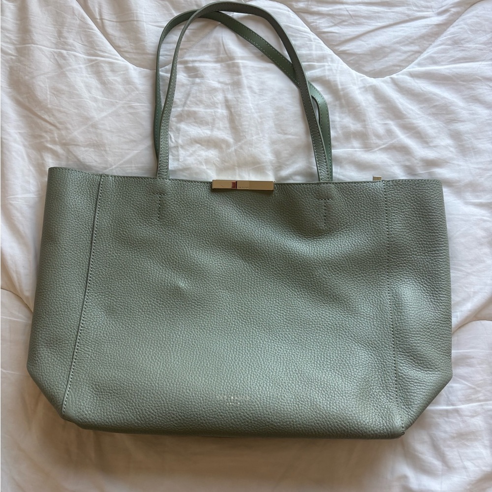 Ted Baker London Large Purse mint